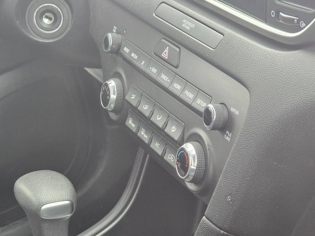 Used 2022 Kia Sportage Nightfall Edition FWD image 14