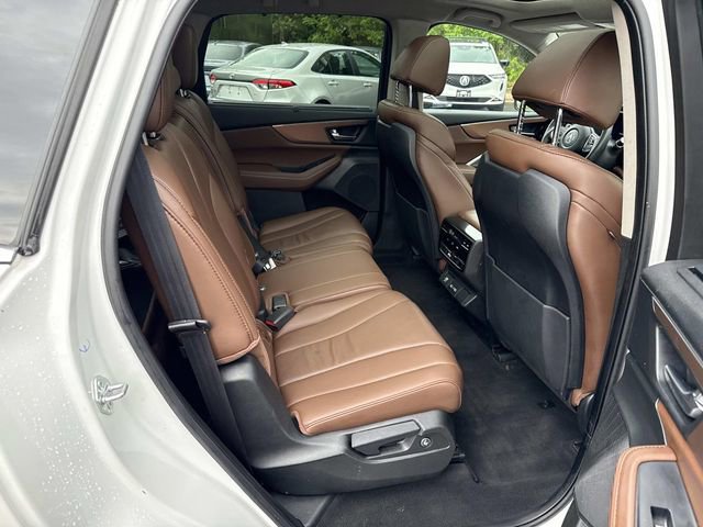Used 2024 Acura MDX SH-AWD w/ Technology Package image 11