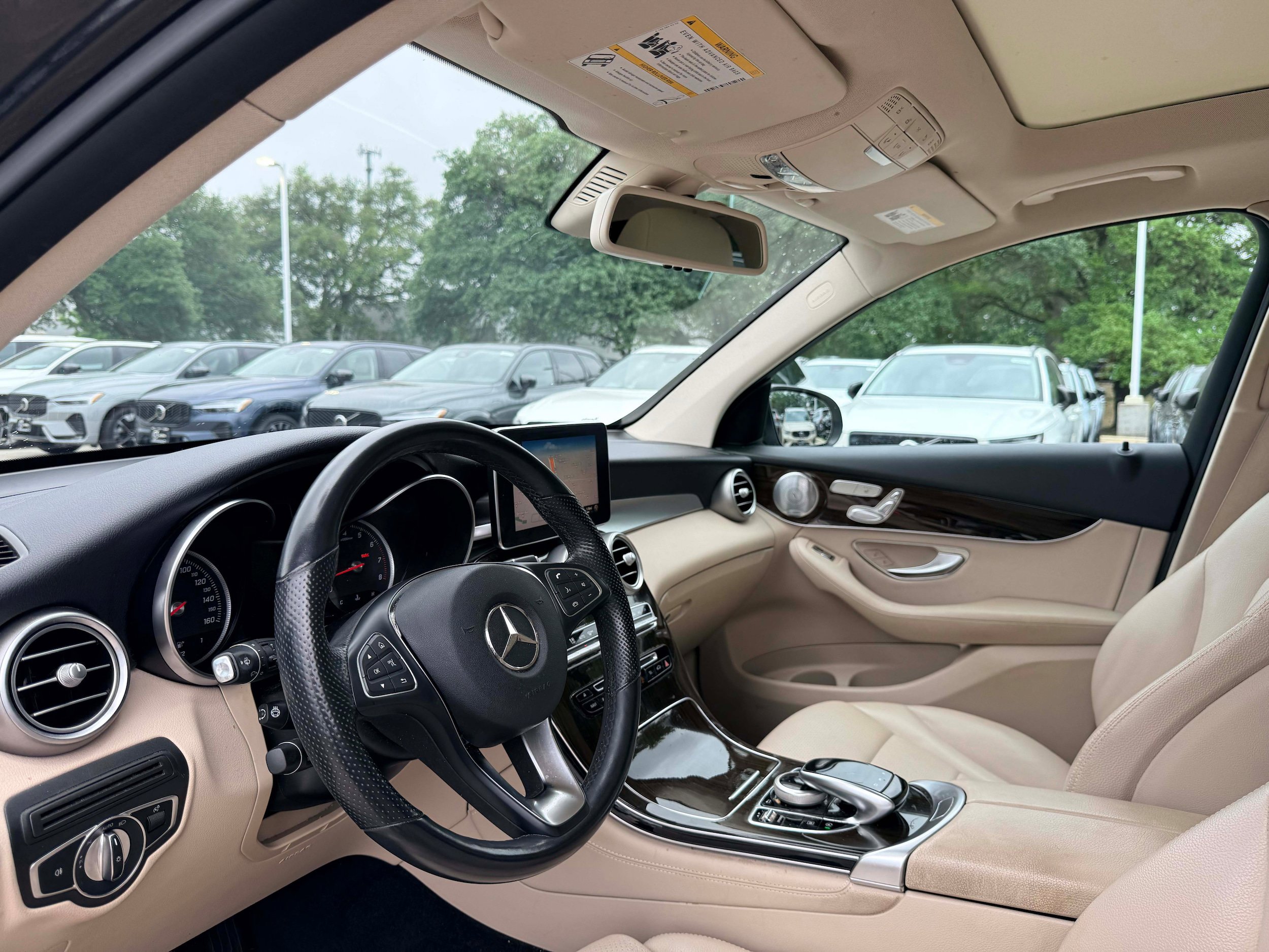 Used 2019 Mercedes-Benz GLC 300 4MATIC image 11