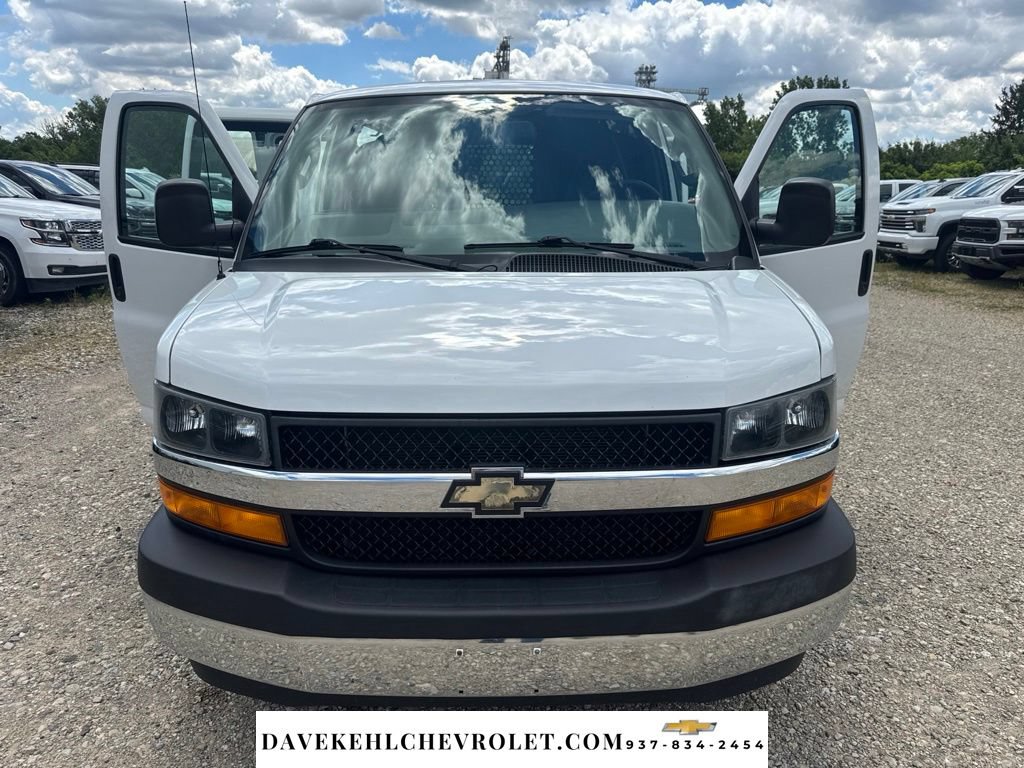 Used 2019 Chevrolet Express 2500 w/ Driver Convenience Package RWD image 9
