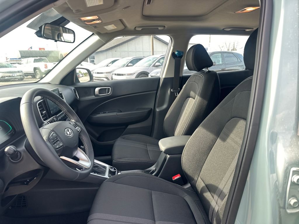 New 2026 Hyundai Venue SEL image 9