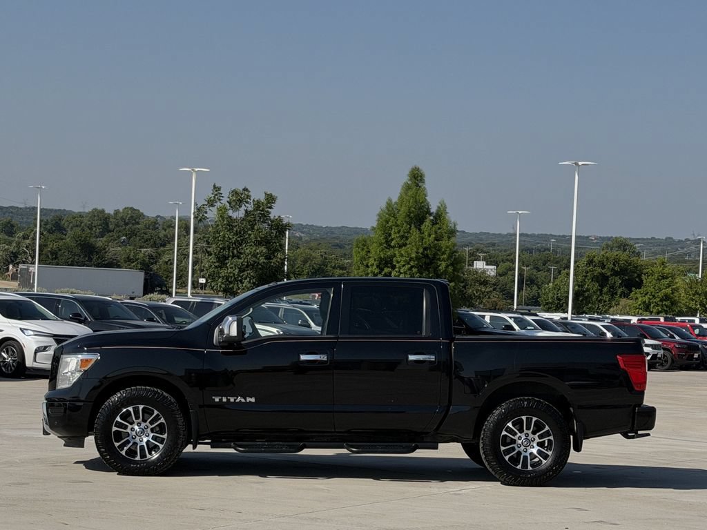 Used 2021 Nissan Titan SV w/ SV Convenience Package AWD/4WD image 3