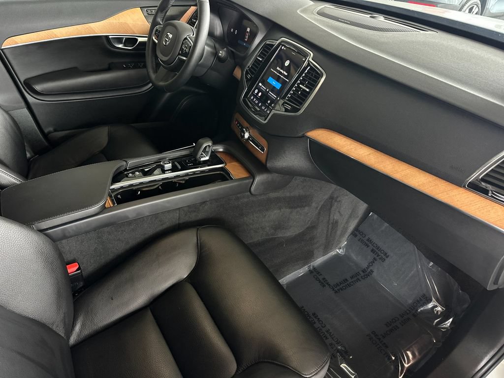 Certified 2023 Volvo XC90 B6 Plus w/ Protection Package Premier AWD/4WD image 16