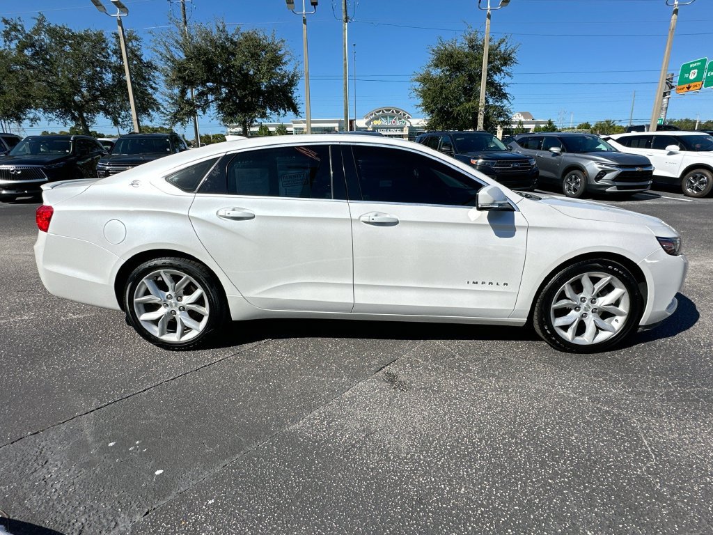 Used 2017 Chevrolet Impala LT w/ Leather Package FWD image 4