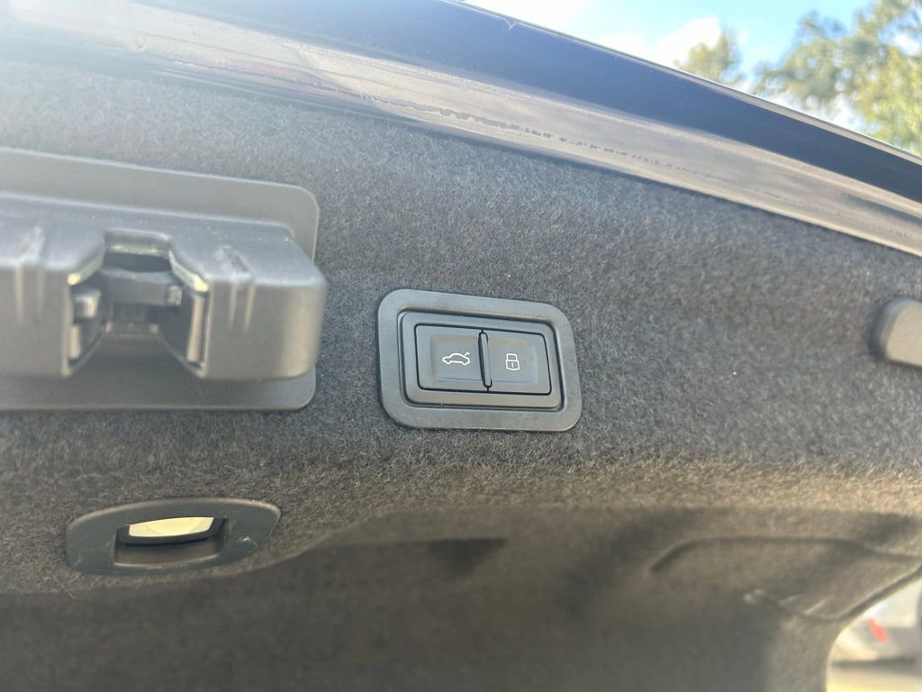 Used 2023 Audi A6 Premium Plus w/ Premium Plus Package image 42