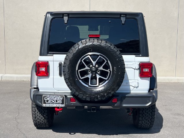 Used 2025 Jeep Wrangler Unlimited Rubicon w/ Safety Group AWD/4WD image 8