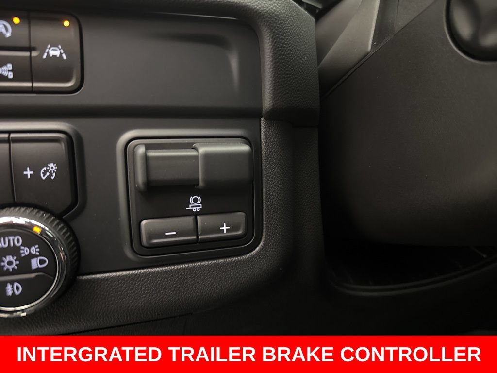 Used 2025 Chevrolet Tahoe Premier AWD/4WD image 11