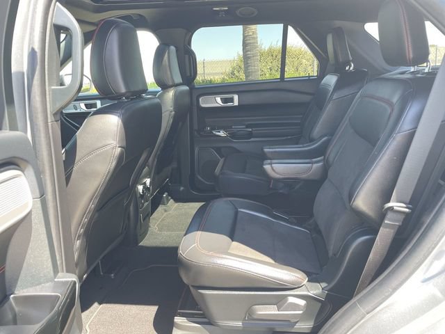 Used 2023 Ford Explorer ST-Line w/ Class IV Trailer Tow Package AWD/4WD image 26