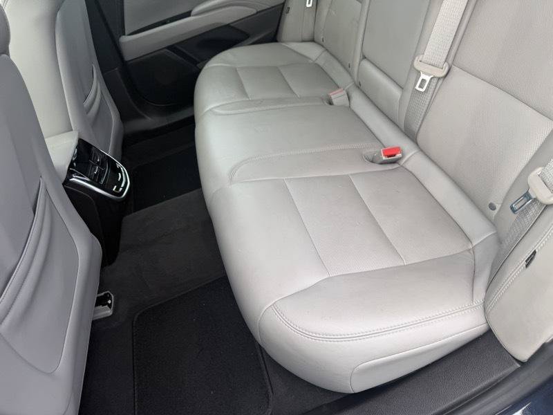 Used 2013 Cadillac XTS Premium AWD/4WD image 22