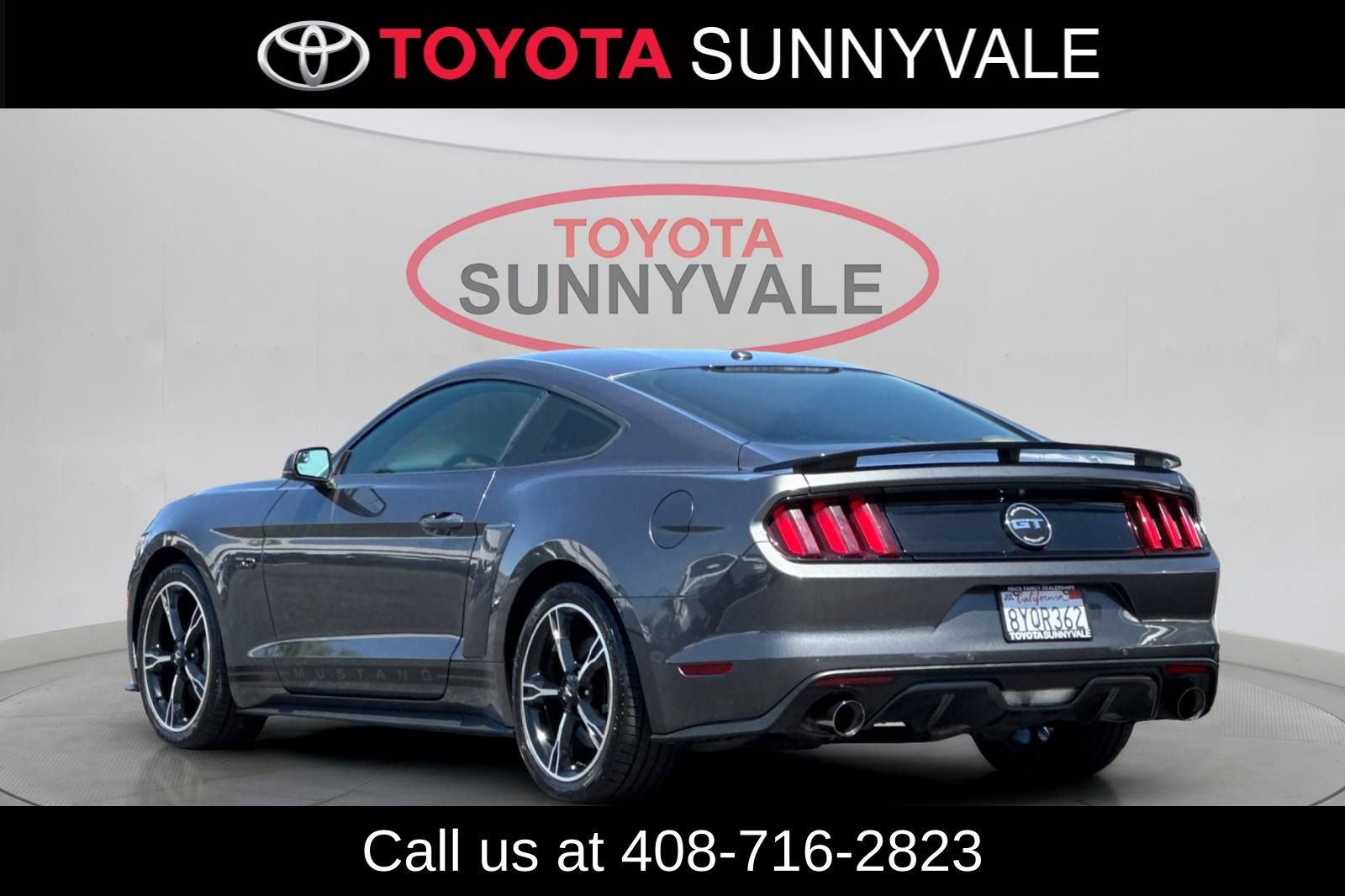 Used 2017 Ford Mustang GT Premium w/ Enhanced Security Package RWD image 7