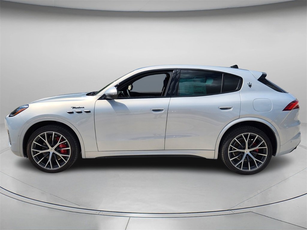 Used 2024 Maserati Grecale Modena image 2