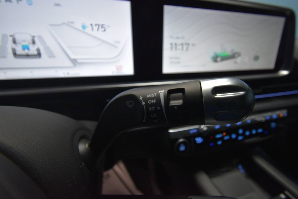 Used 2024 Hyundai Ioniq 6 SEL image 14