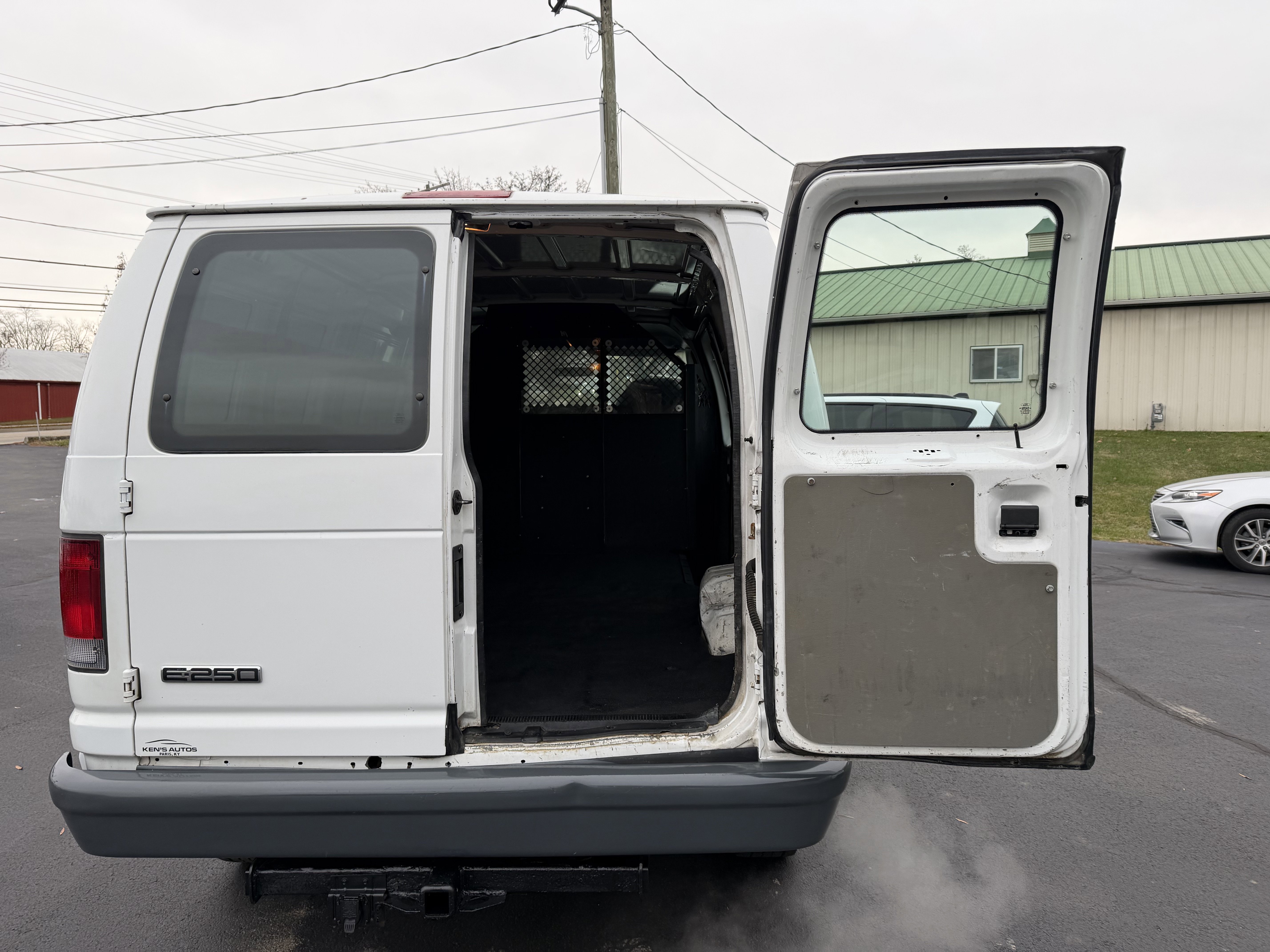 Used 2006 Ford E-250 and Econoline 250 image 22