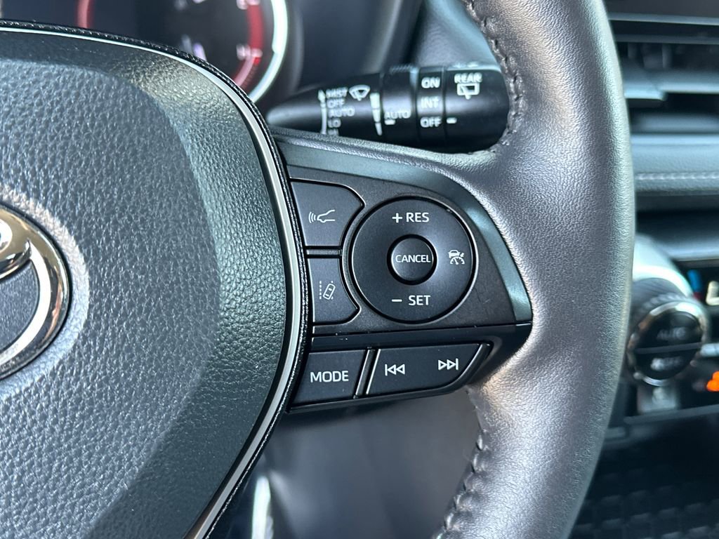 Used 2023 Toyota RAV4 XLE w/ Convenience Package image 24