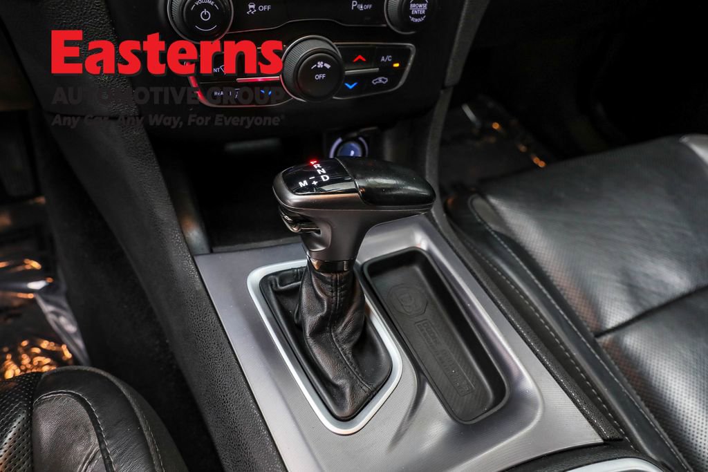 Used 2021 Dodge Charger SXT w/ Leather Interior Group image 13