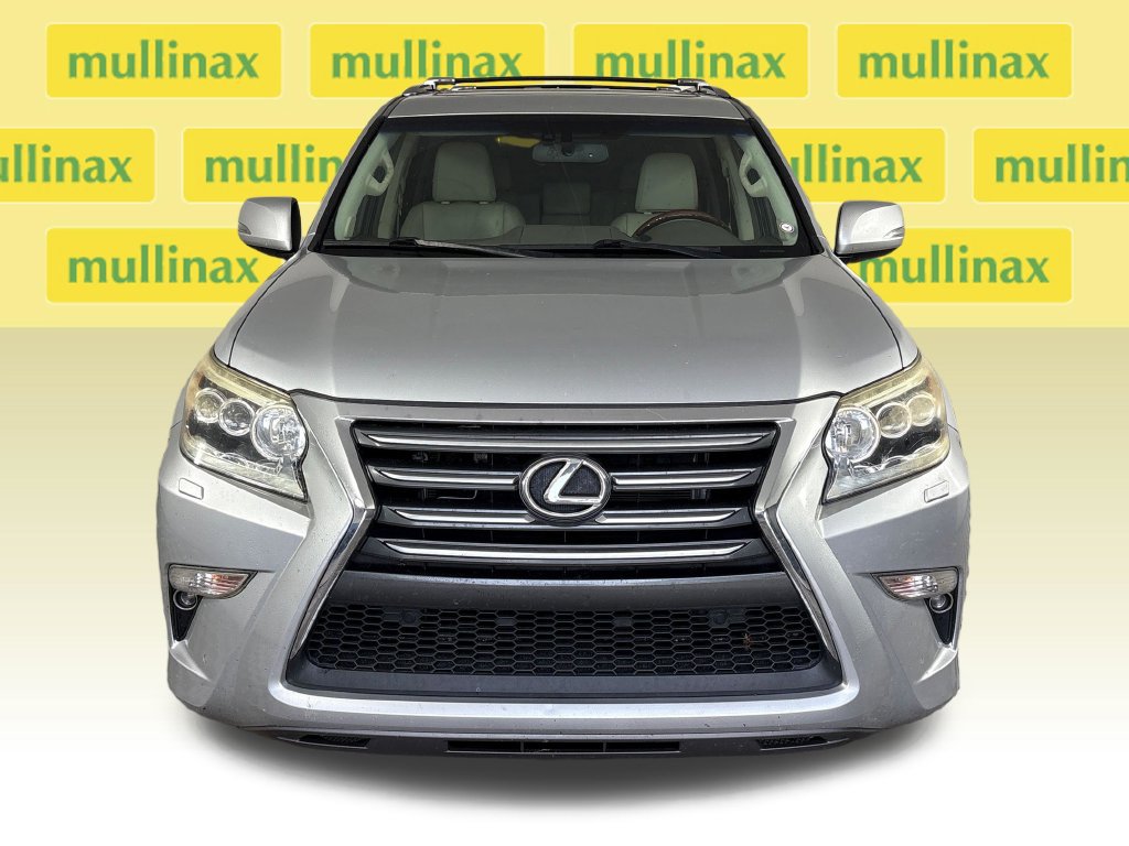 Used 2016 Lexus GX 460 w/ Premium Package AWD/4WD image 16