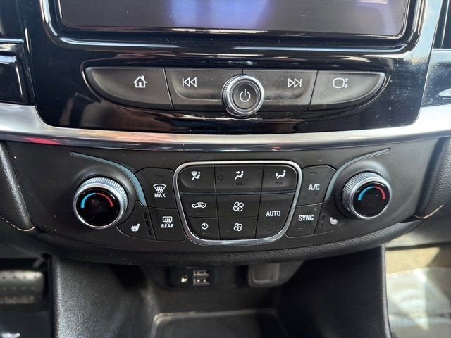 Used 2020 Chevrolet Traverse RS image 20