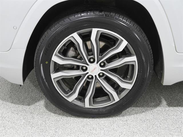 Used 2020 GMC Terrain Denali w/ Denali Premium Package image 24