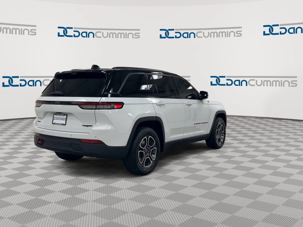 Used 2022 Jeep Grand Cherokee Trailhawk w/ ADV Protech Group II AWD/4WD image 8