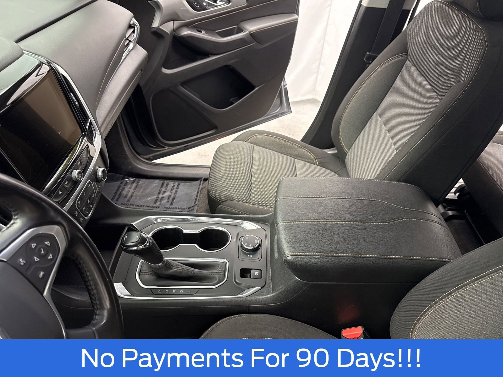 Used 2020 Chevrolet Traverse LT image 19