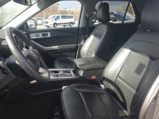 Certified 2024 Ford Explorer XLT w/ Equipment Group 202A AWD/4WD image 14