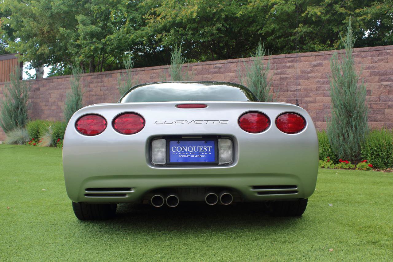 Used 2004 Chevrolet Corvette Z06 w/ Memory Package RWD image 17