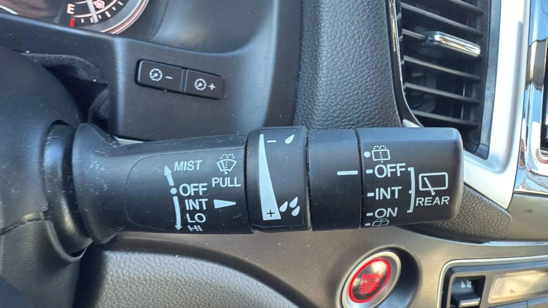 Used 2018 Honda Pilot LX image 13