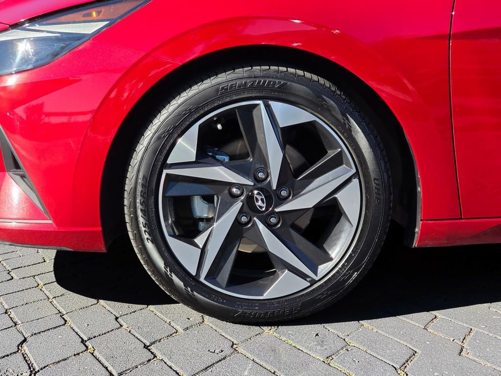 Certified 2023 Hyundai Elantra SEL w/ Convenience Package image 8