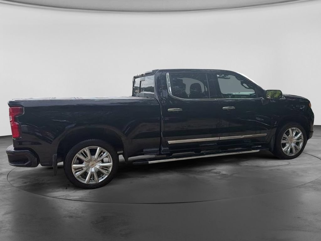 Used 2022 Chevrolet Silverado 1500 High Country w/ High Country Premium Package AWD/4WD image 12