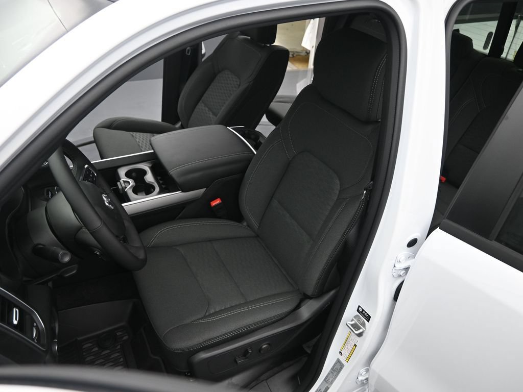New 2026 RAM 1500 Big Horn AWD/4WD image 11