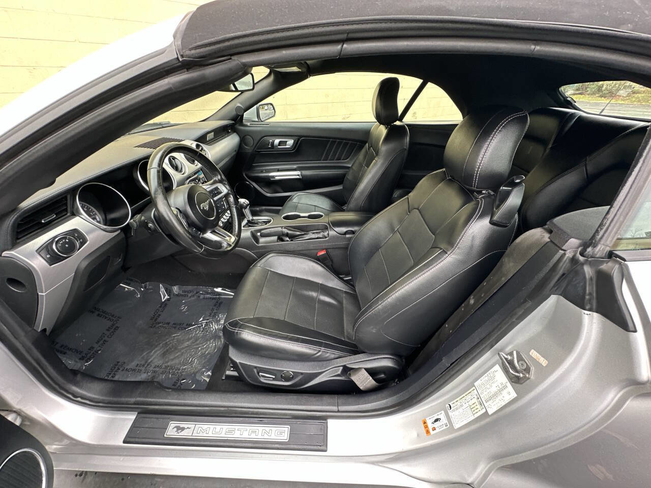 Used 2019 Ford Mustang GT Premium RWD image 10