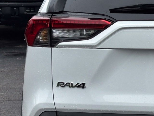 Used 2024 Toyota RAV4 XLE FWD image 11