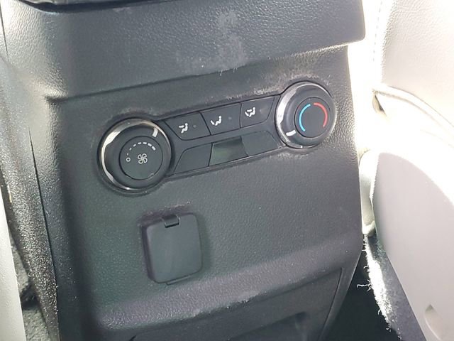 Used 2015 Ford Explorer XLT w/ Equipment Group 202B image 12