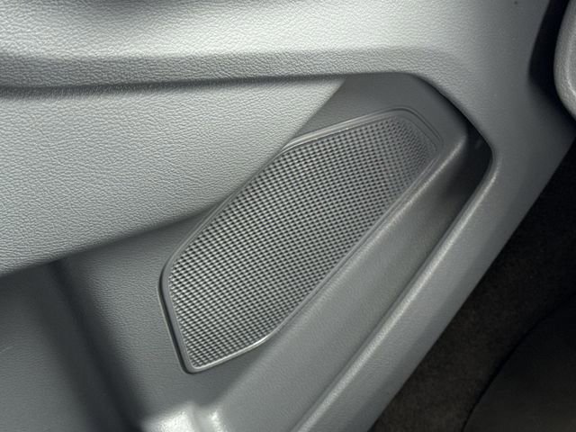 Certified 2019 Ford Transit 150 XLT image 31