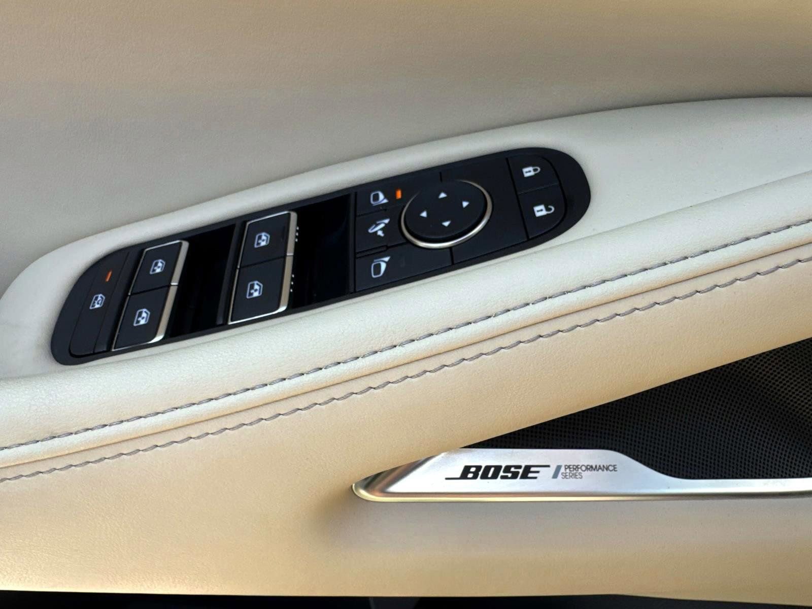 Certified 2025 INFINITI QX60 Luxe image 8