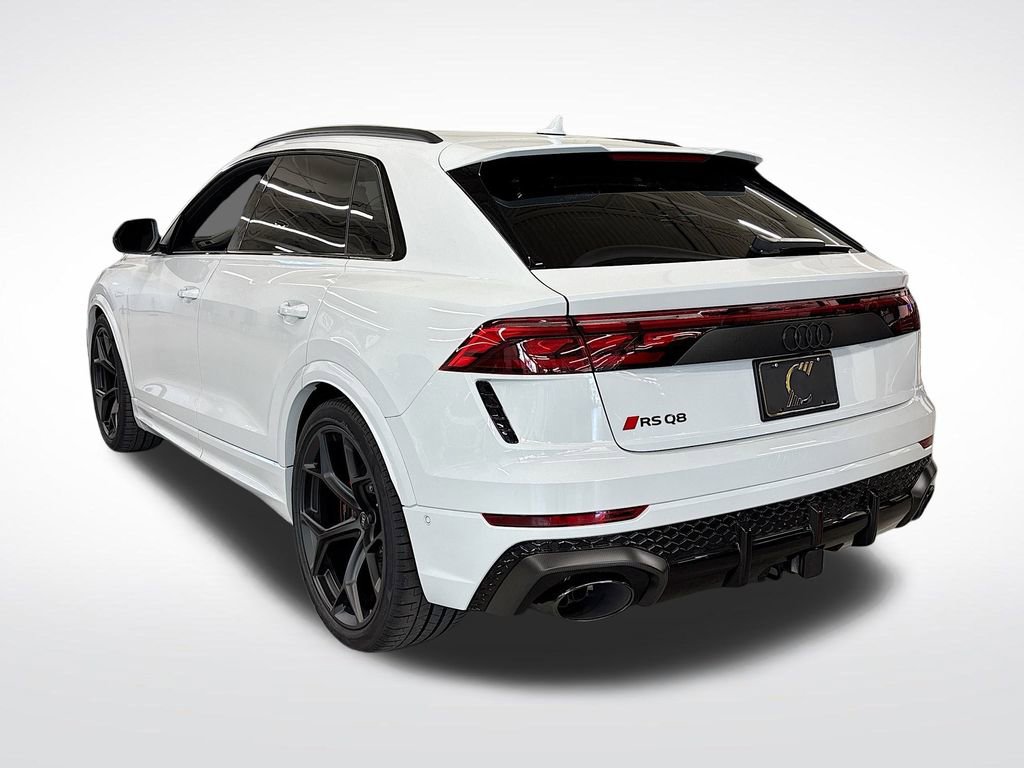 New 2026 Audi RS Q8 performance image 3