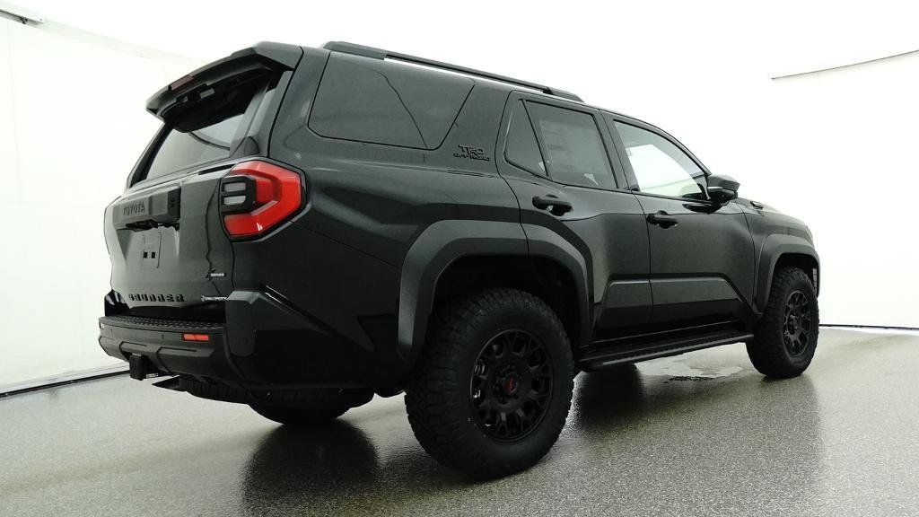 New 2026 Toyota 4Runner TRD Off-Road Premium AWD/4WD image 17