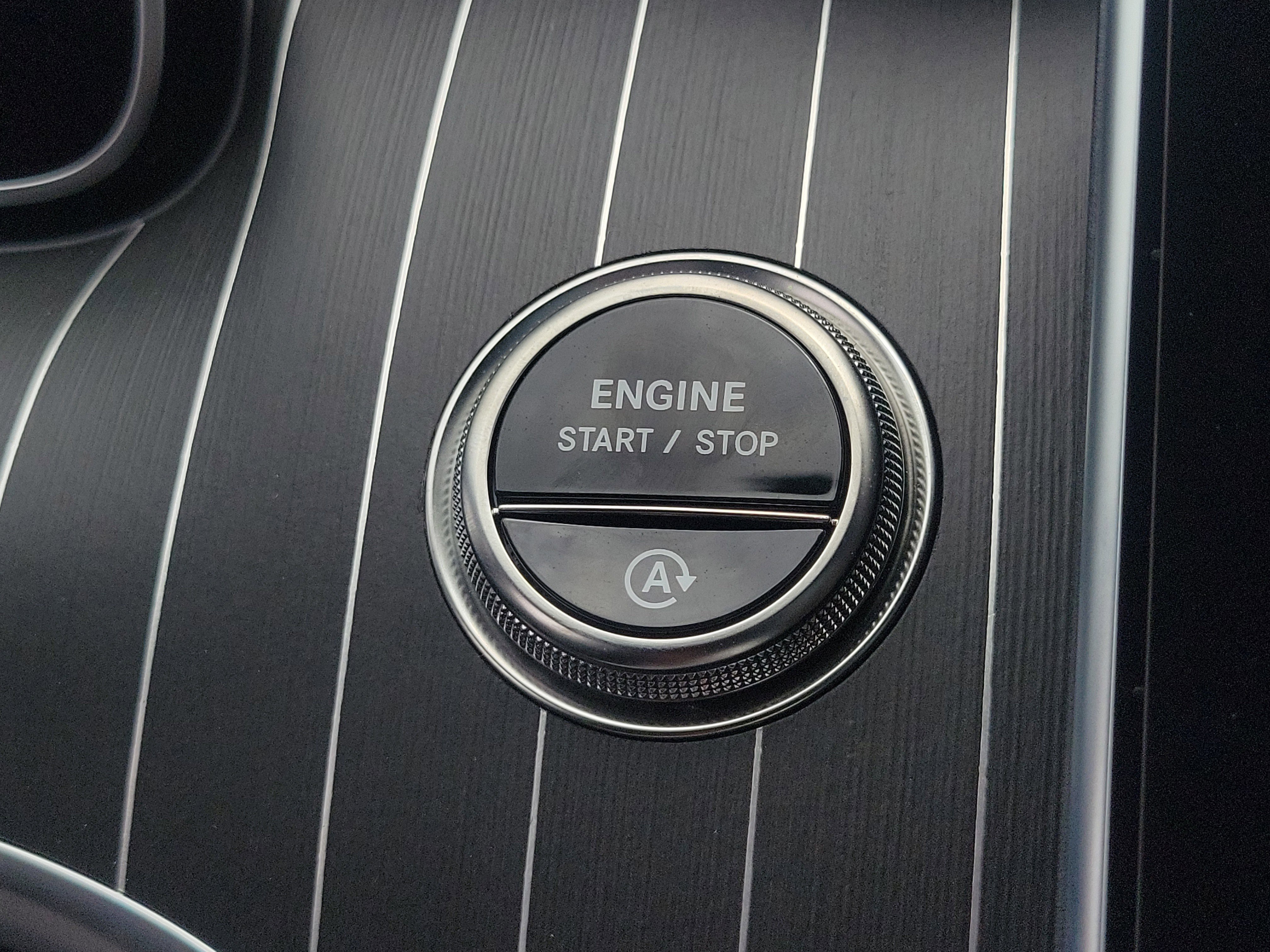 New 2025 Mercedes-Benz C 300 Sedan image 25