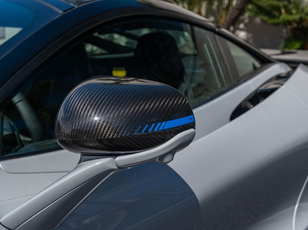 New 2026 McLaren 750S image 26