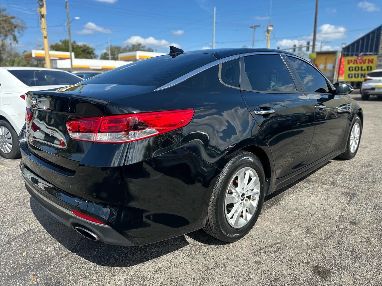 Used 2018 Kia Optima LX image 7
