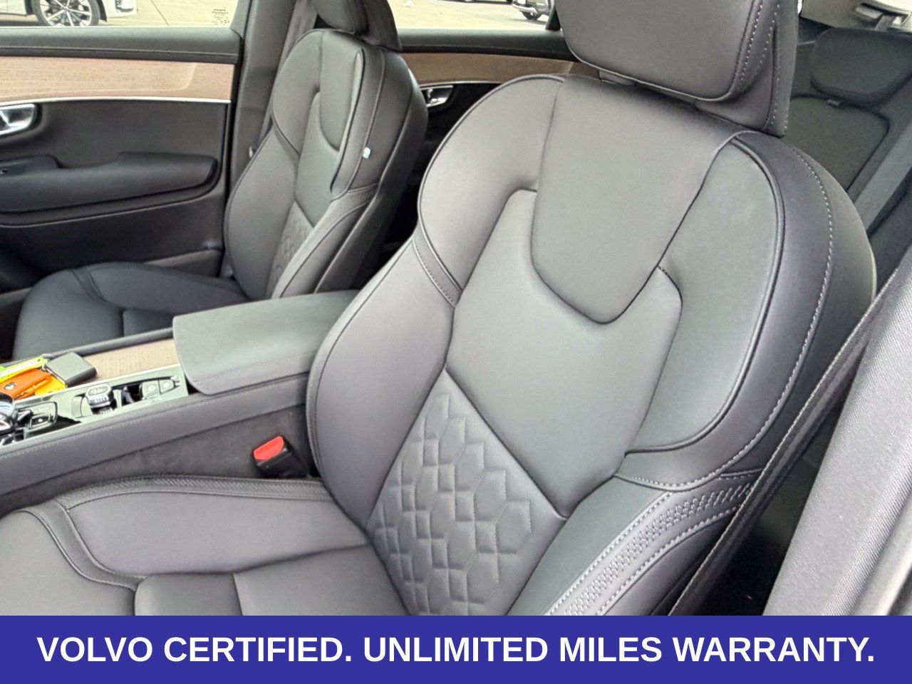 Certified 2025 Volvo XC90 B5 Core AWD/4WD image 31