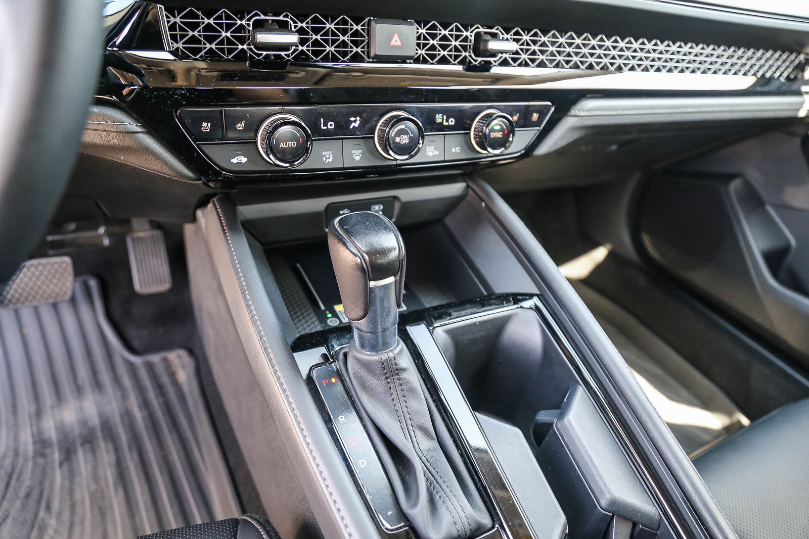Certified 2024 Honda Accord Touring image 27
