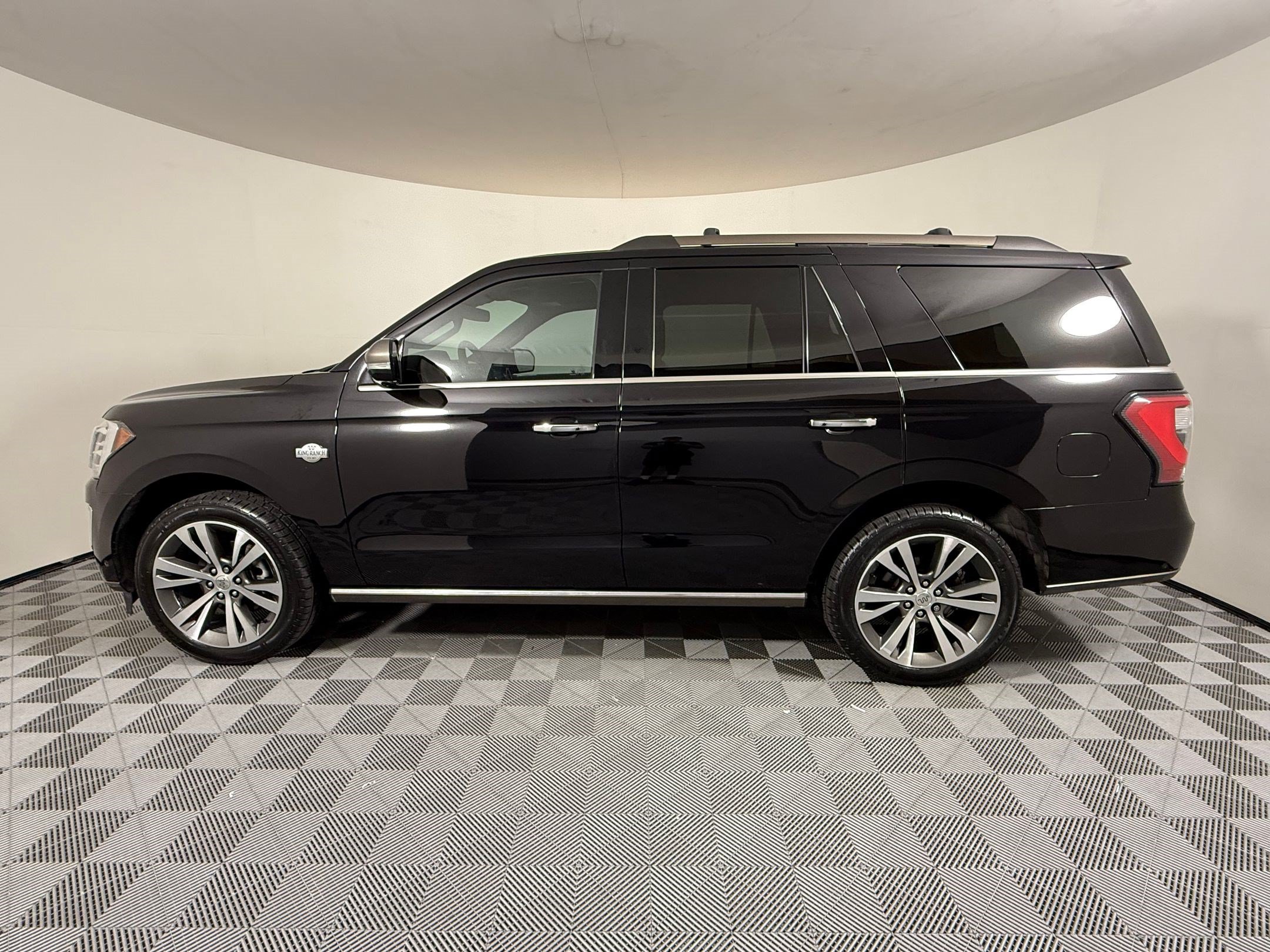 Used 2020 Ford Expedition King Ranch w/ Cargo Package AWD/4WD image 2