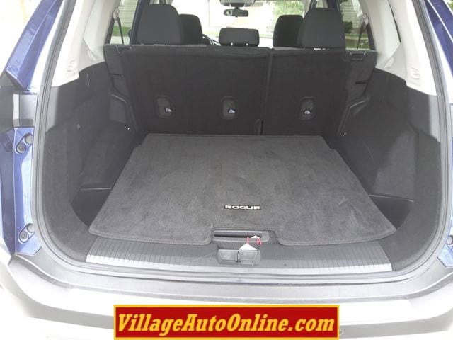 Used 2023 Nissan Rogue SV AWD/4WD image 28