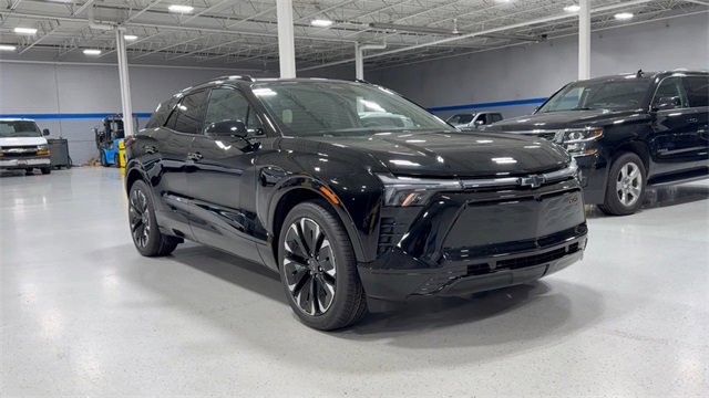 New 2026 Chevrolet Blazer EV RS video 2