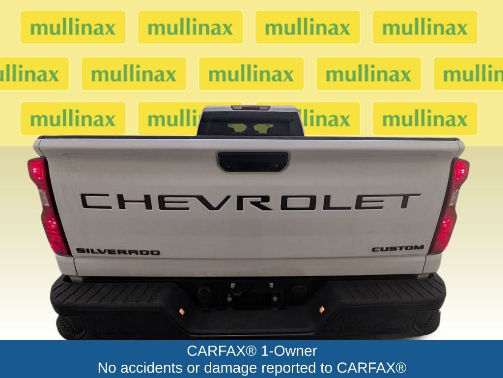 Used 2025 Chevrolet Silverado 2500 Custom w/ Custom Blackout Package image 17