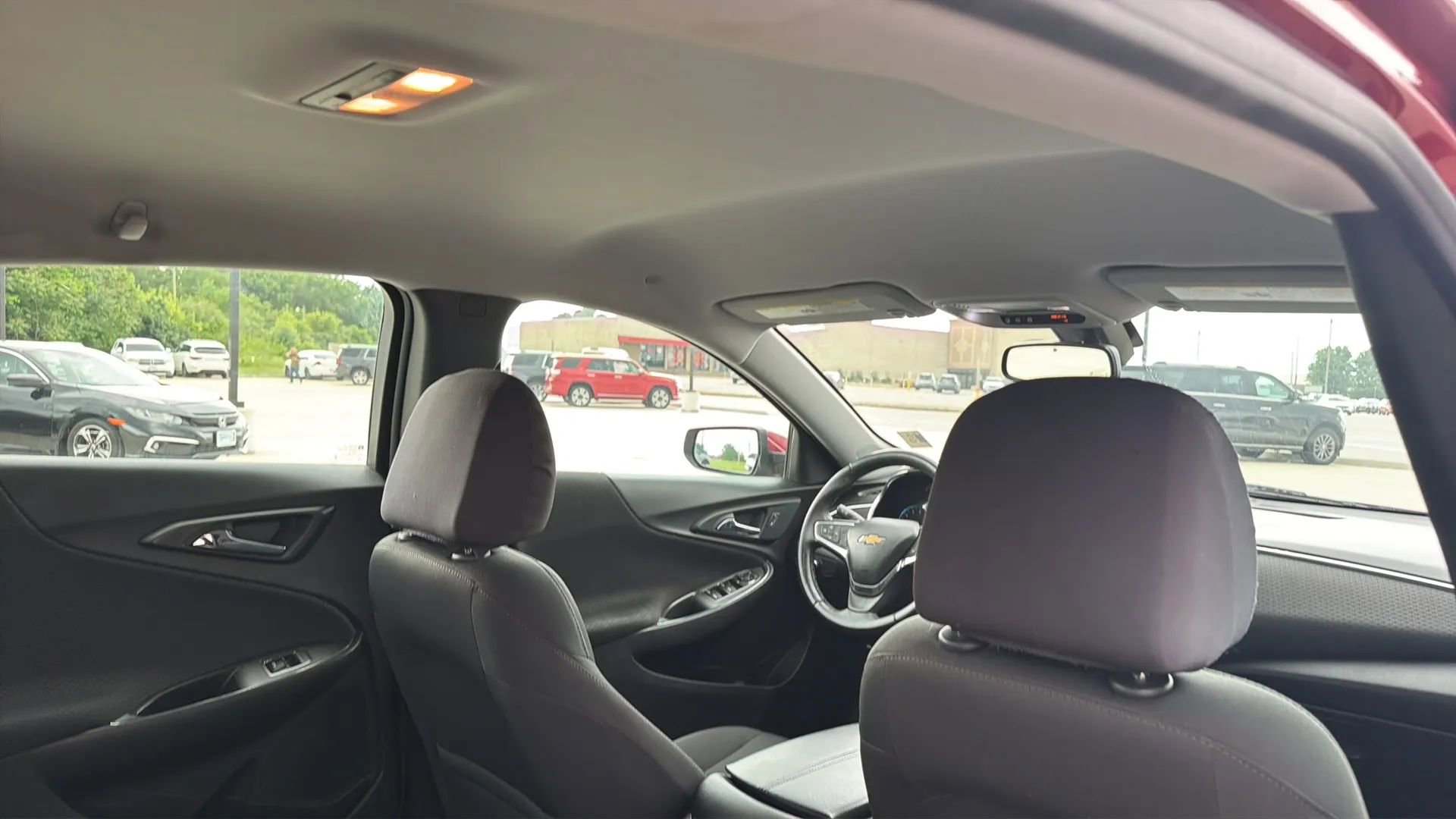 Used 2017 Chevrolet Malibu LT FWD image 64