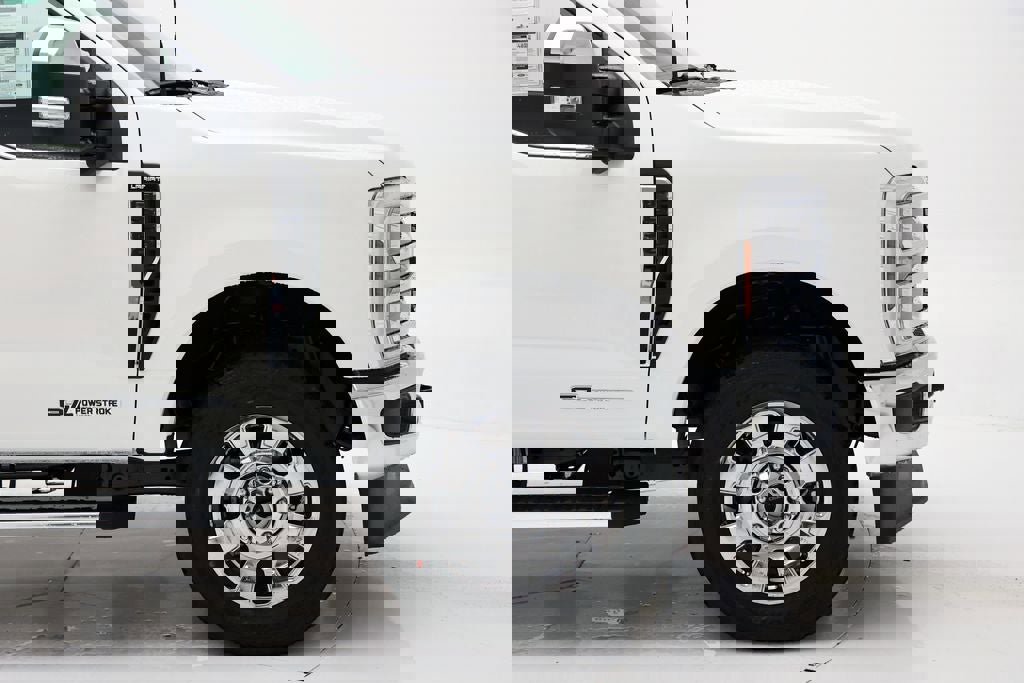 New 2026 Ford F250 Lariat image 3