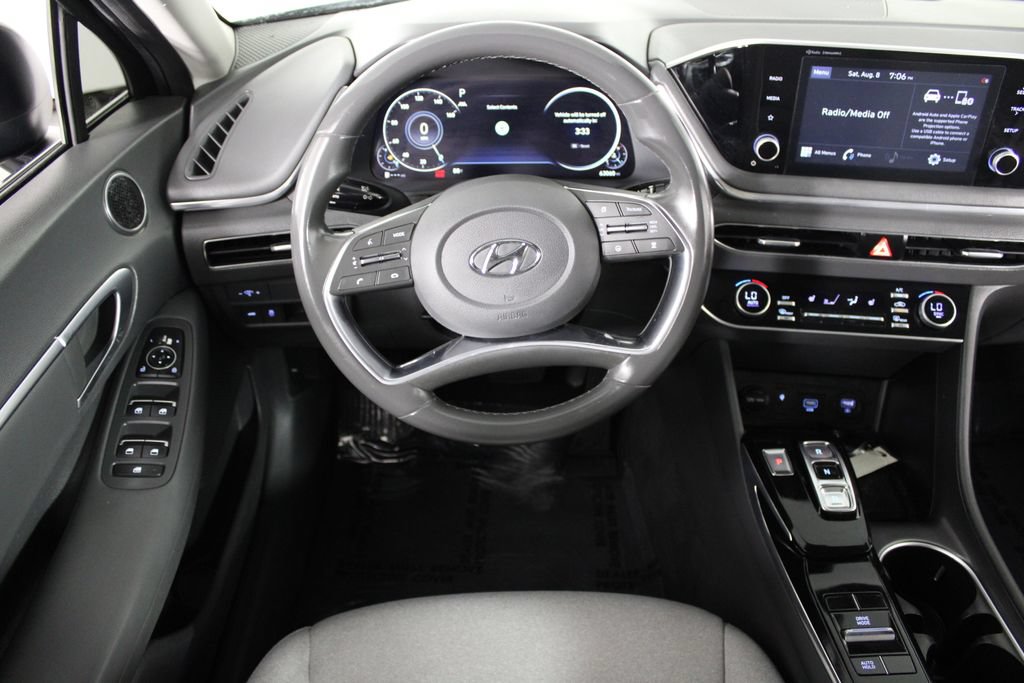 Used 2020 Hyundai Sonata SEL w/ Convenience Package FWD image 8