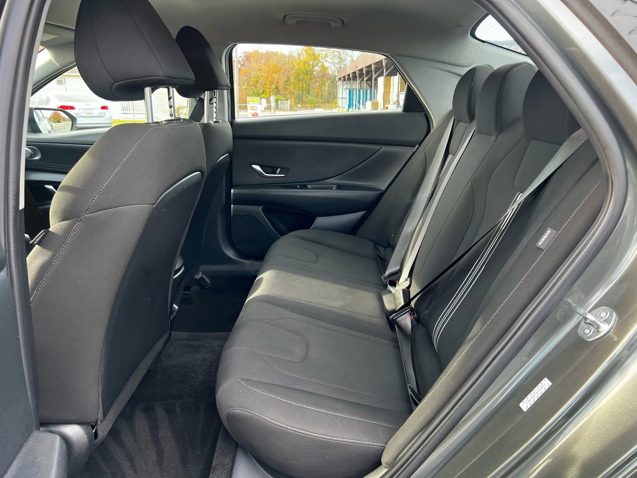 Used 2024 Hyundai Elantra SEL image 11